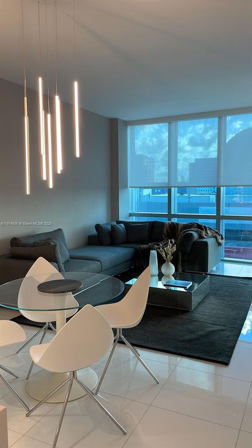 unit-1006-851 Ne 1st Ave, Miami, FL, 33132-1837 | Card Image