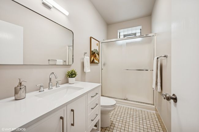 APT-3N - 5055 N Sheridan Rd, Condo with 2 bedrooms, 2 bathrooms and 1 parking in Chicago IL | Image 25