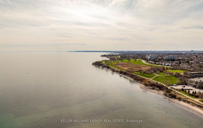 32 Mcclarnan Rd, House other with 4 bedrooms, 4 bathrooms and 2 parking in Ajax ON | Image 37