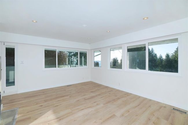 1910 27 Th Street, House other with 4 bedrooms, 0 bathrooms and 2 parking in West Vancouver BC | Image 19