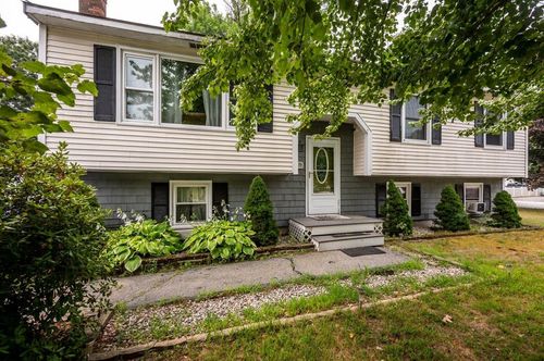 178 Hazelton Ct, Manchester, NH, 03103-7045 | Card Image