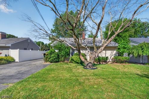 133 Mary Ave, Fords, NJ, 08863-1545 | Card Image