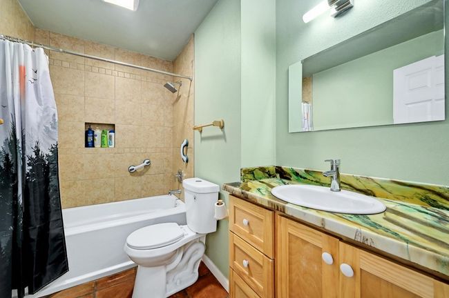 3824 Mccall Creek Rd, Home with 4 bedrooms, 3 bathrooms and 2 parking in Blanco TX | Image 17
