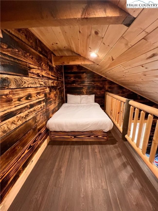 Bonus Room loft w full bed | Image 21