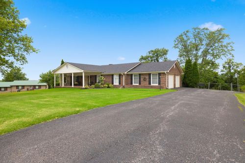 219 Adams Ln, Harrodsburg, KY, 40330-9270 | Card Image