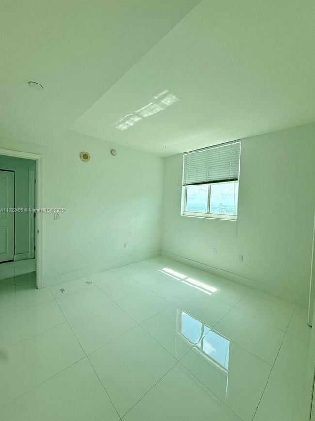 APT-3306 - 1250 S Miami Ave, Condo with 3 bedrooms, 2 bathrooms and null parking in Miami FL | Image 14