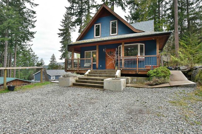 5062 Parkview Road, House other with 4 bedrooms, 2 bathrooms and 4 parking in Pender Harbour BC | Image 2