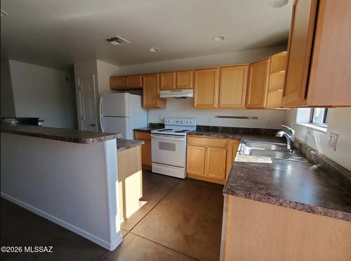 3205 E Glenn Street, Tucson, AZ, 85716 | Card Image