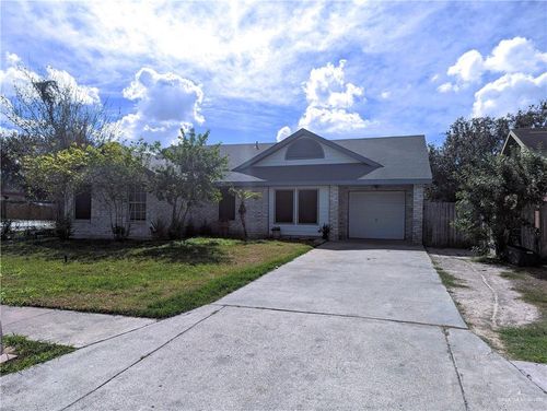 1002 E Stonegate Dr, Mission, TX, 78574-1735 | Card Image