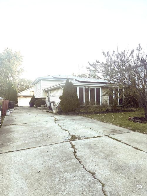 139 N Hemlock Ave, Wood Dale, IL, 60191-2108 | Card Image