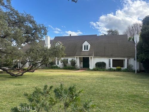 960 Hampton Rd, Arcadia, CA, 91006-1913 | Card Image