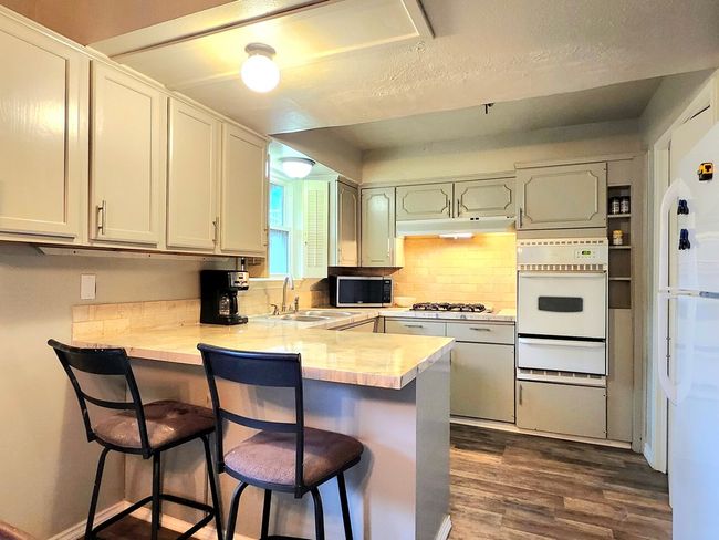 APT-30 - 501 W Scharbauer Dr, Condo with 2 bedrooms, 2 bathrooms and 1 parking in Midland TX | Image 10