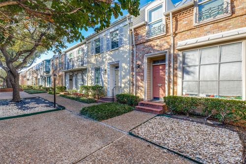 9843 Park Lane Ct, Dallas, TX, 75220-6503 | Card Image