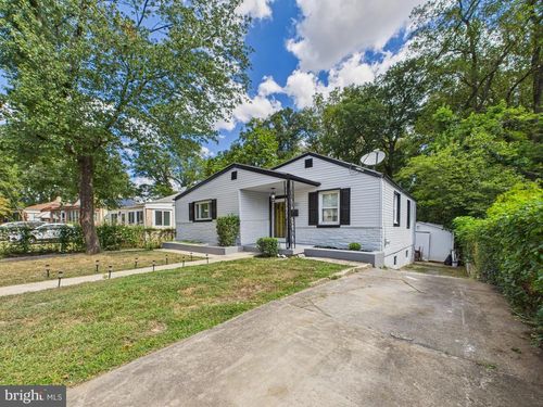 1417 Farmingdale Ave, CAPITOL HEIGHTS, MD, 20743-1221 | Card Image