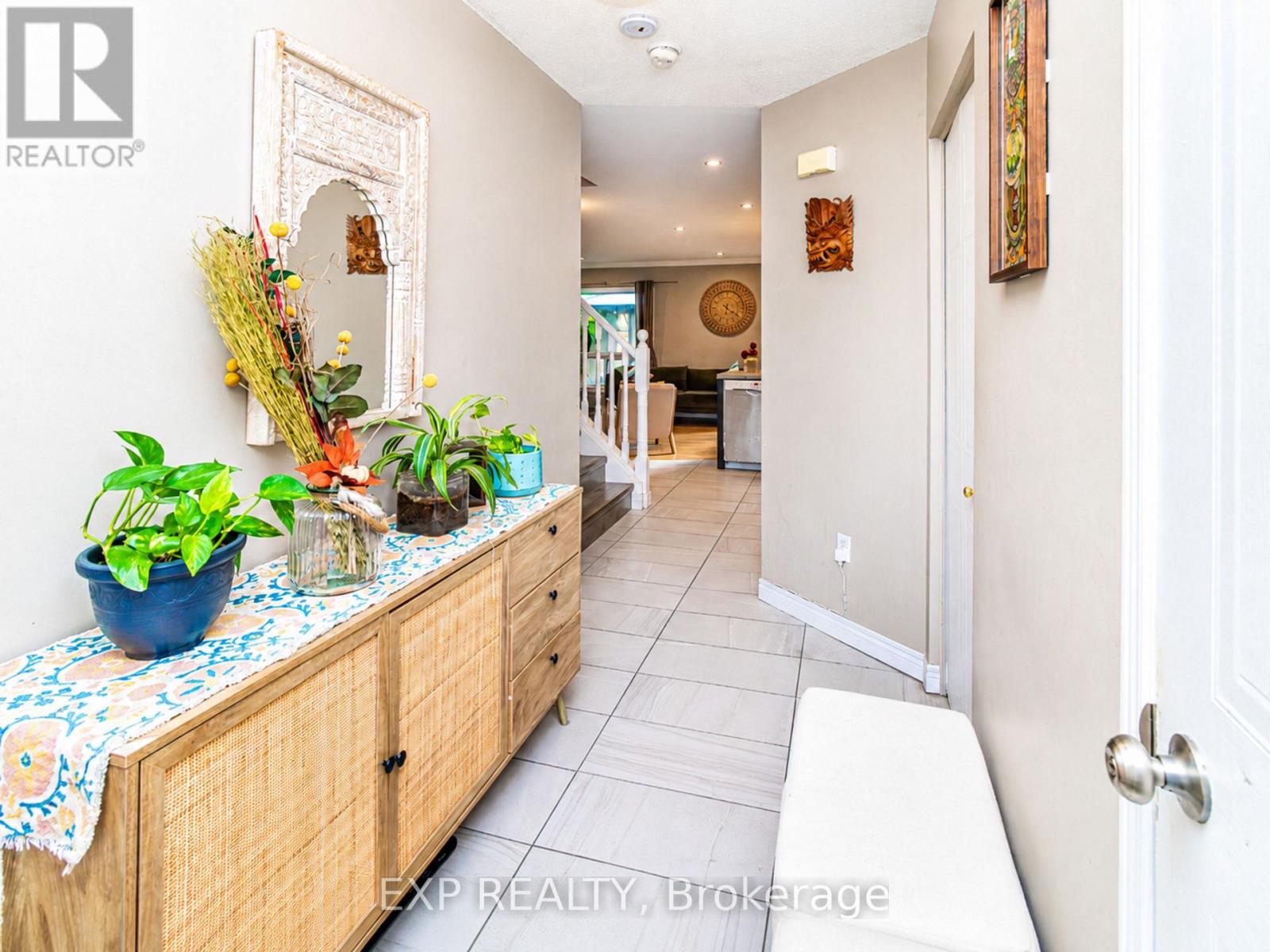Residential Lease in Waterloo 4