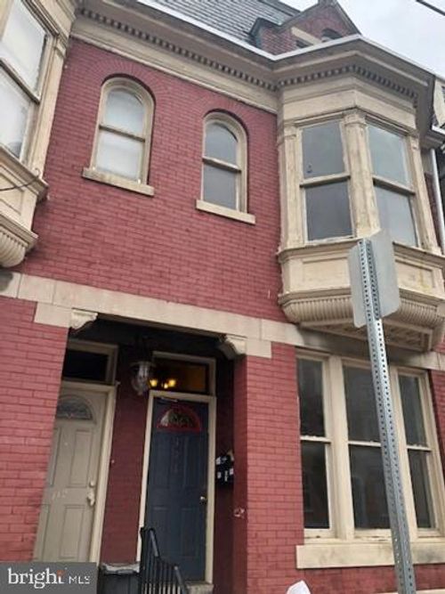 3-121 S Queen St, YORK, PA, 17403-2083 | Card Image