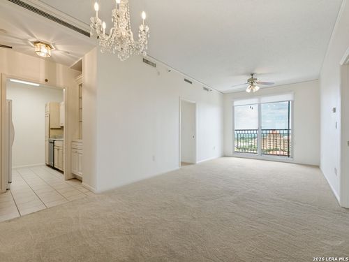 1607-1 Towers Park Ln, San Antonio, TX, 78209-6437 | Card Image