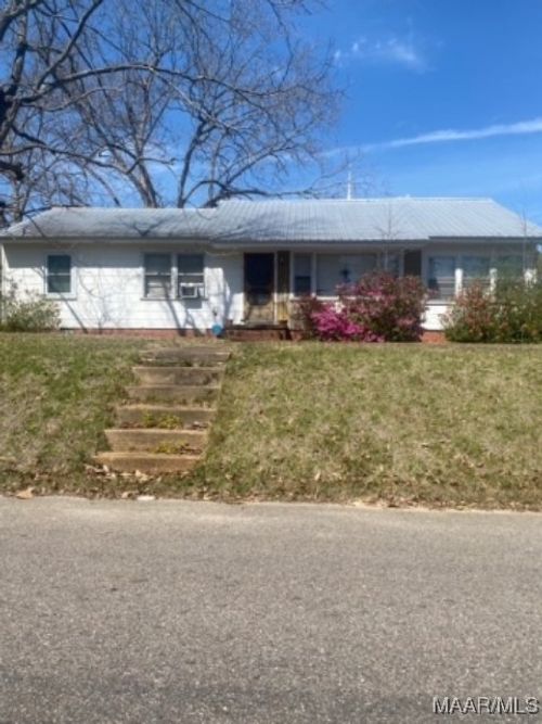 111 Dunklin St, Greenville, AL, 36037-2607 | Card Image