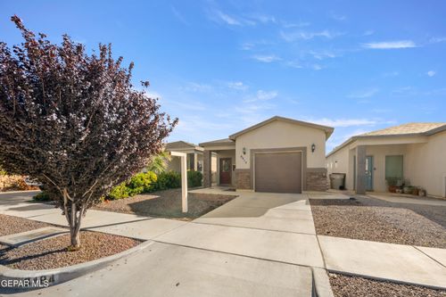6484 Harapon St, El Paso, TX, 79932-2554 | Card Image