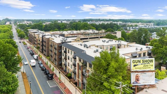 UNIT-1608 - 5300 Peachtree Rd, Condo with 2 bedrooms, 2 bathrooms and 2 parking in Chamblee GA | Image 44