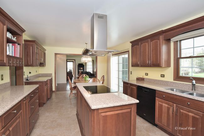 1740 Kensington Dr, House other with 4 bedrooms, 4 bathrooms and 2 parking in Algonquin IL | Image 9