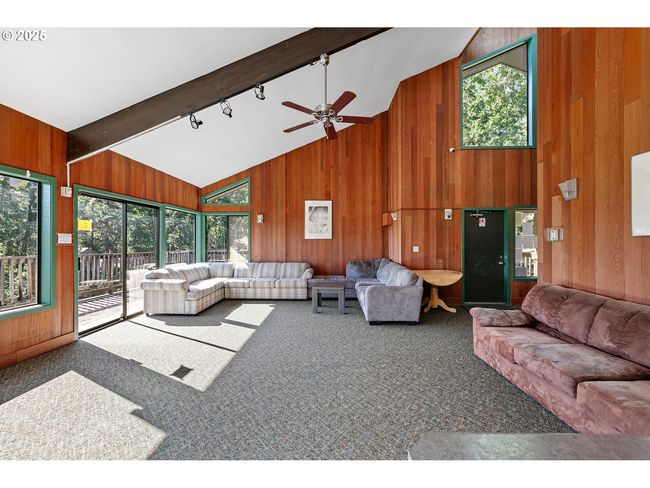 151 Treehill Loop, Condo with 2 bedrooms, 2 bathrooms and null parking in Eugene OR | Image 39