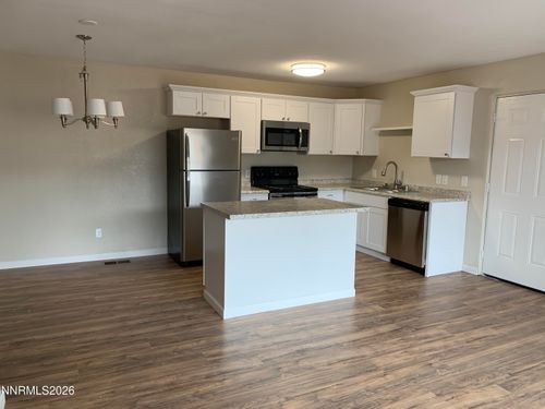 a1-2150 Sutro St, Reno, NV, 89512-1406 | Card Image