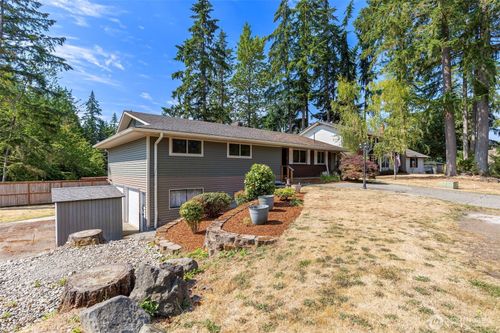2860 Nw North Star Dr, Silverdale, WA, 98383-9001 | Card Image