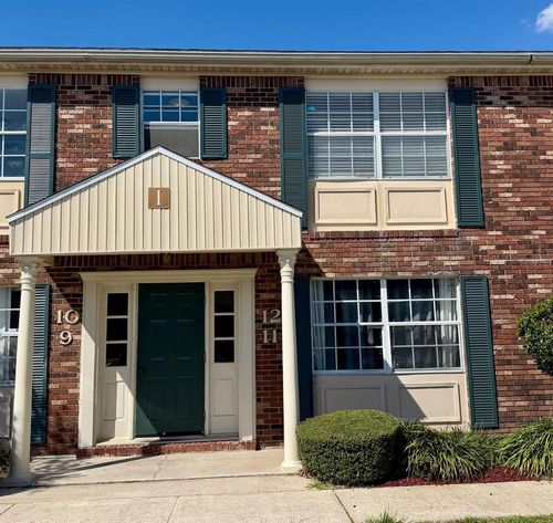 apt-i12-1920 E Edgewood Dr, LAKELAND, FL, 33803-3404 | Card Image