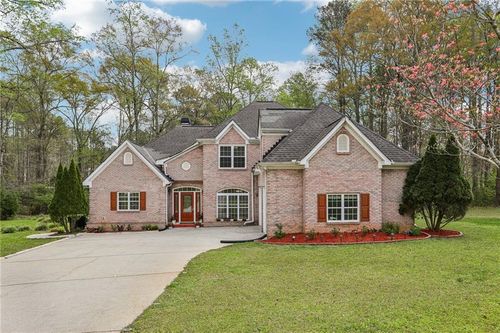 140 Lang Dr, Fayetteville, GA, 30214-3894 | Card Image