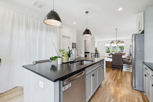 231 Sterling Point Cir, Nashville, TN, 37209-2668 | Card Image