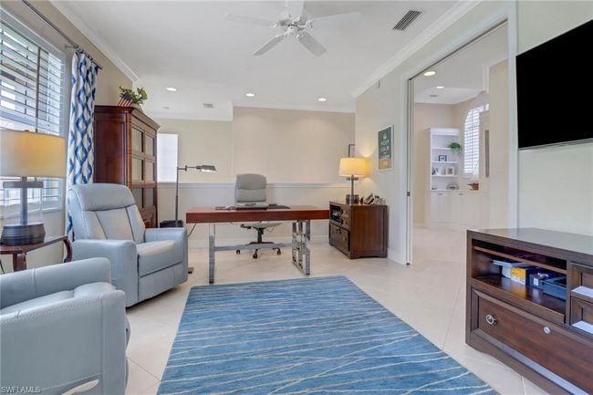 APT-2004 - 762 Regency Reserve Cir, Condo with 3 bedrooms, 3 bathrooms and 2 parking in NAPLES FL | Image 11