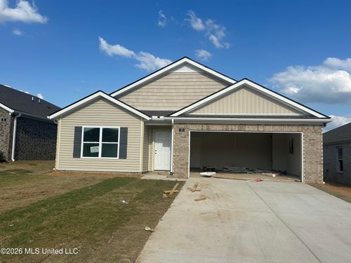 15 Thorn Tree St, Byhalia, MS, 38611-1110 | Card Image