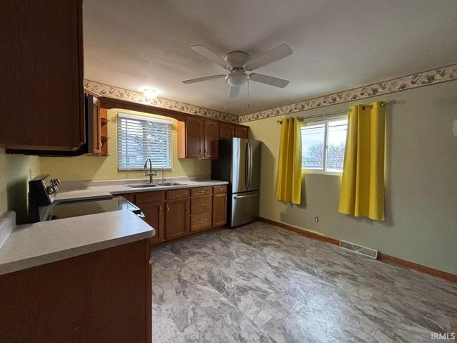 803 W Washington St, House other with 3 bedrooms, 1 bathrooms and null parking in Rensselaer IN | Image 17