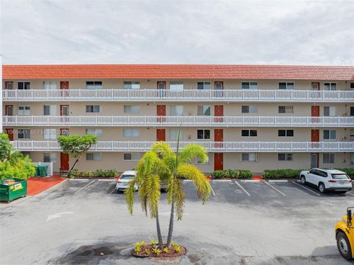 apt-308-3581 Inverrary Dr, Lauderhill, FL, 33319-5975 | Card Image