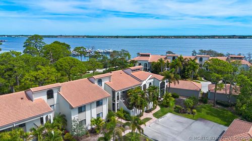 8b-2516 Seagrass Dr, Palm City, FL, 34990-4882 | Card Image