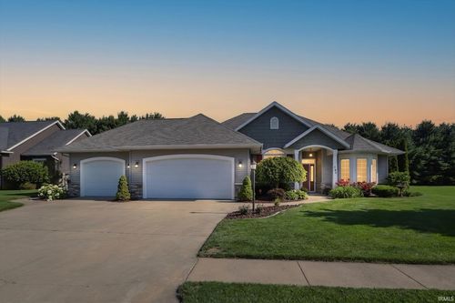 905 Deerstone Dr, Goshen, IN, 46526-9269 | Card Image