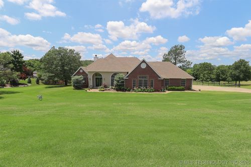 12310 S Mesa Rd, Sapulpa, OK, 74066-8785 | Card Image
