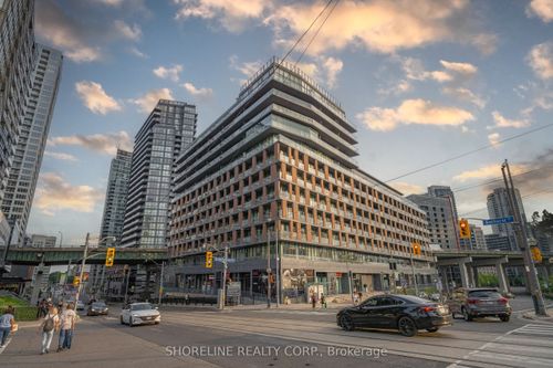 211-169 Fort York Blvd, Toronto, ON, M5V0C8 | Card Image