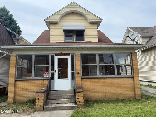 2611 Chase St, Toledo, OH, 43611-3515 | Card Image