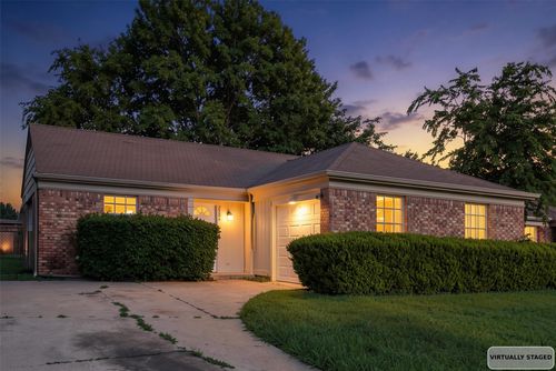 7204 Shadow Bend Dr, Fort Worth, TX, 76137-1322 | Card Image
