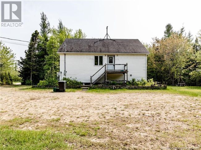 259 Ch Pointe De Pruches, House other with 2 bedrooms, 2 bathrooms and null parking in Pointe-Sapin NB | Image 5