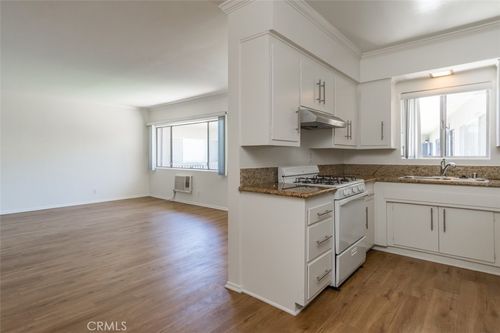 16-4653 Fulton, Sherman Oaks, CA, 91423 | Card Image
