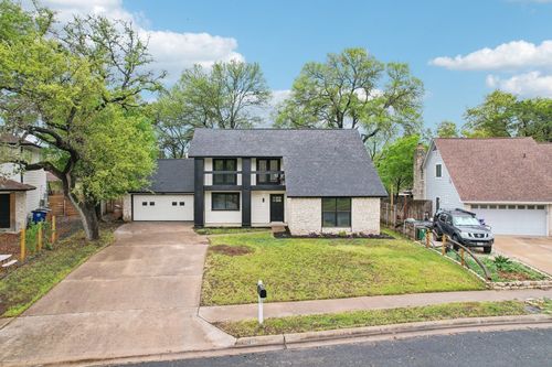 2104 Malvern Hill Dr, Austin, TX, 78745-6012 | Card Image