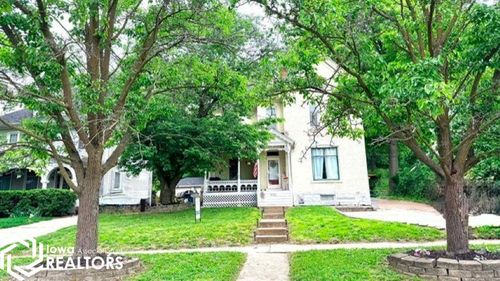 1121 Avenue C, Fort Madison, IA, 52627-2732 | Card Image