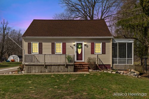475 Northland Ct, Rockford, MI, 49341-9752 | Card Image