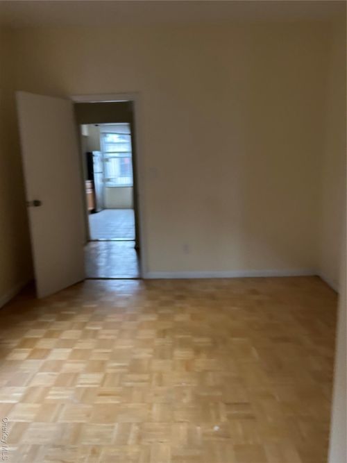 1737 Grove St, Ridgewood, NY, 11385-2155 | Card Image