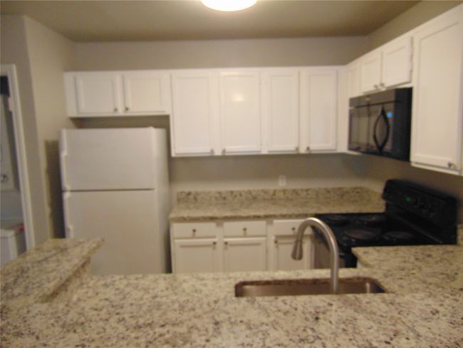 APT-311 - 6108 Abrams Rd, Condo with 2 bedrooms, 2 bathrooms and null parking in Dallas TX | Image 8