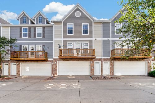 1143 Blackstone Ln, Pleasant Hill, IA, 50327-8924 | Card Image