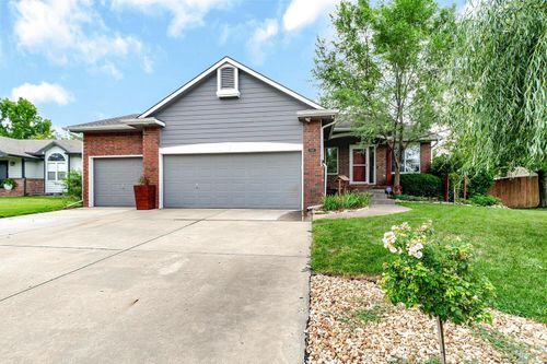 6101 W 34th St N, Wichita, KS, 67205-2547 | Card Image